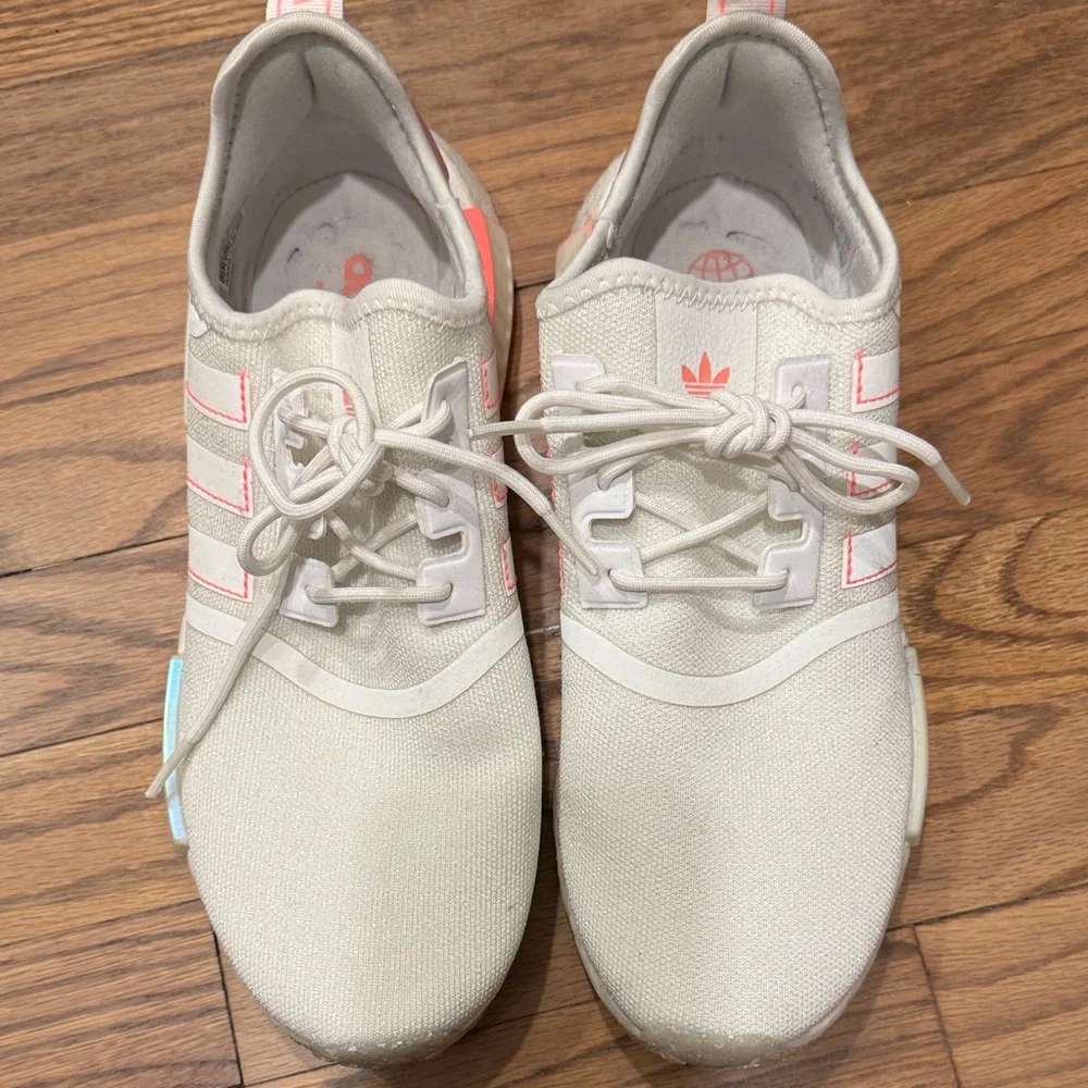 Adidas Women's White Sneakers with Pink Accents - Picture 2 of 6